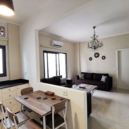 West House Apartments-Mar Mikhael Beirut Exteriör bild