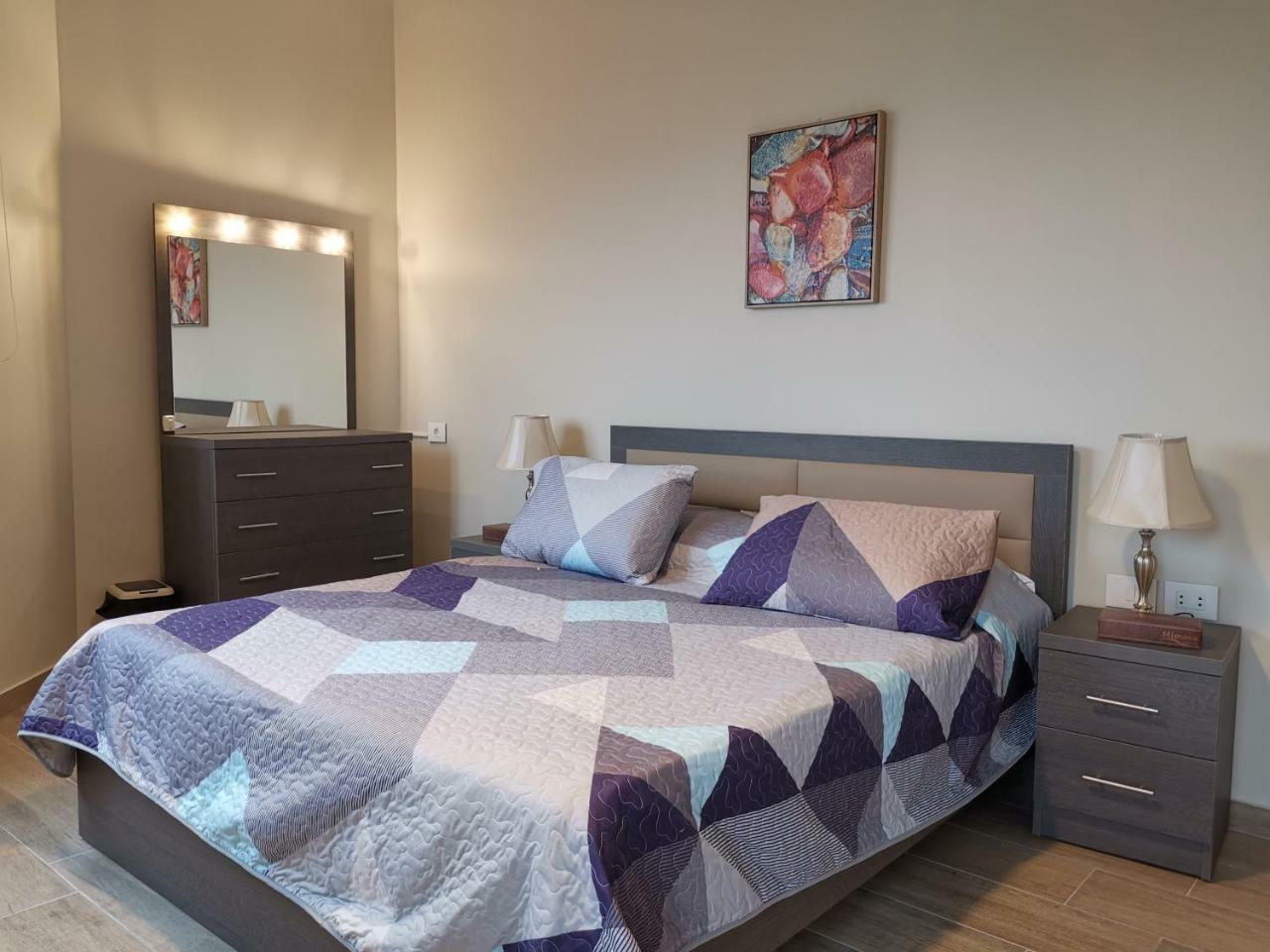 West House Apartments-Mar Mikhael Beirut Exteriör bild