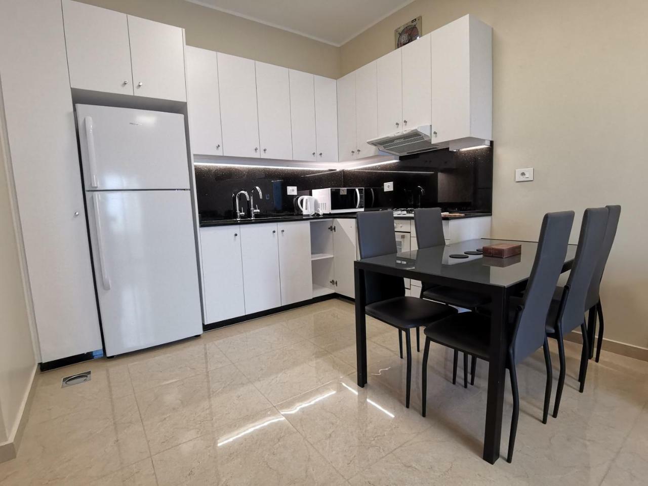 West House Apartments-Mar Mikhael Beirut Exteriör bild